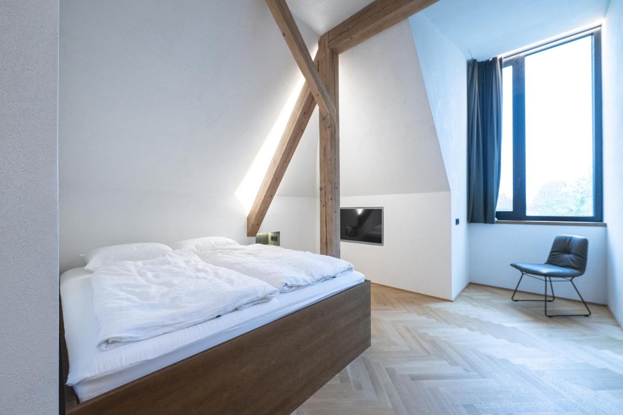 Lukas Kapeller Hotel Und Restaurant Steyr Exteriör bild
